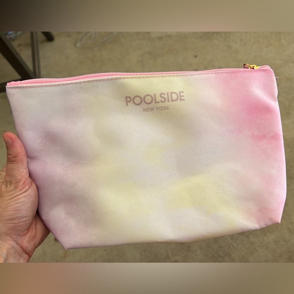 Pool side wet/dry bag